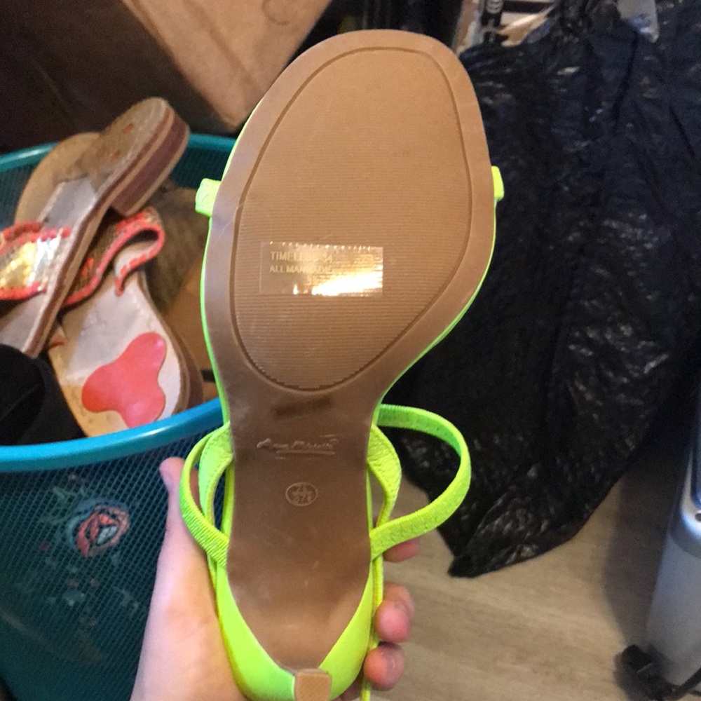 Anne Michelle heels - Picture 2 of 2